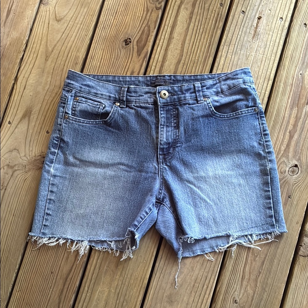 Bandolino Light Blue Frayed Hem Denim Shorts